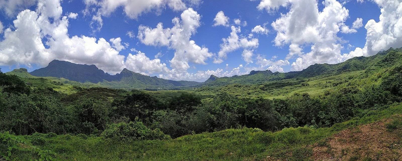 Stopover in Raiatea: what to do in a few hours during a cruise? 2 Belvedere panorama lointain
